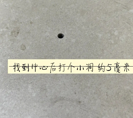 洱源瓷砖空鼓维修公司专业解答在瓷砖铺贴过程中，如果砂料搅拌不均匀，将会带来以下问题